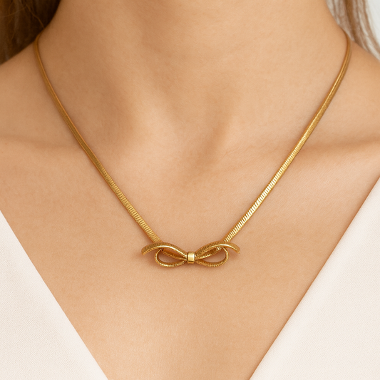 Chic & Contemporary Necklace