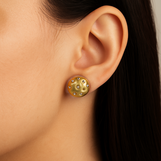 Diamond snowball studs