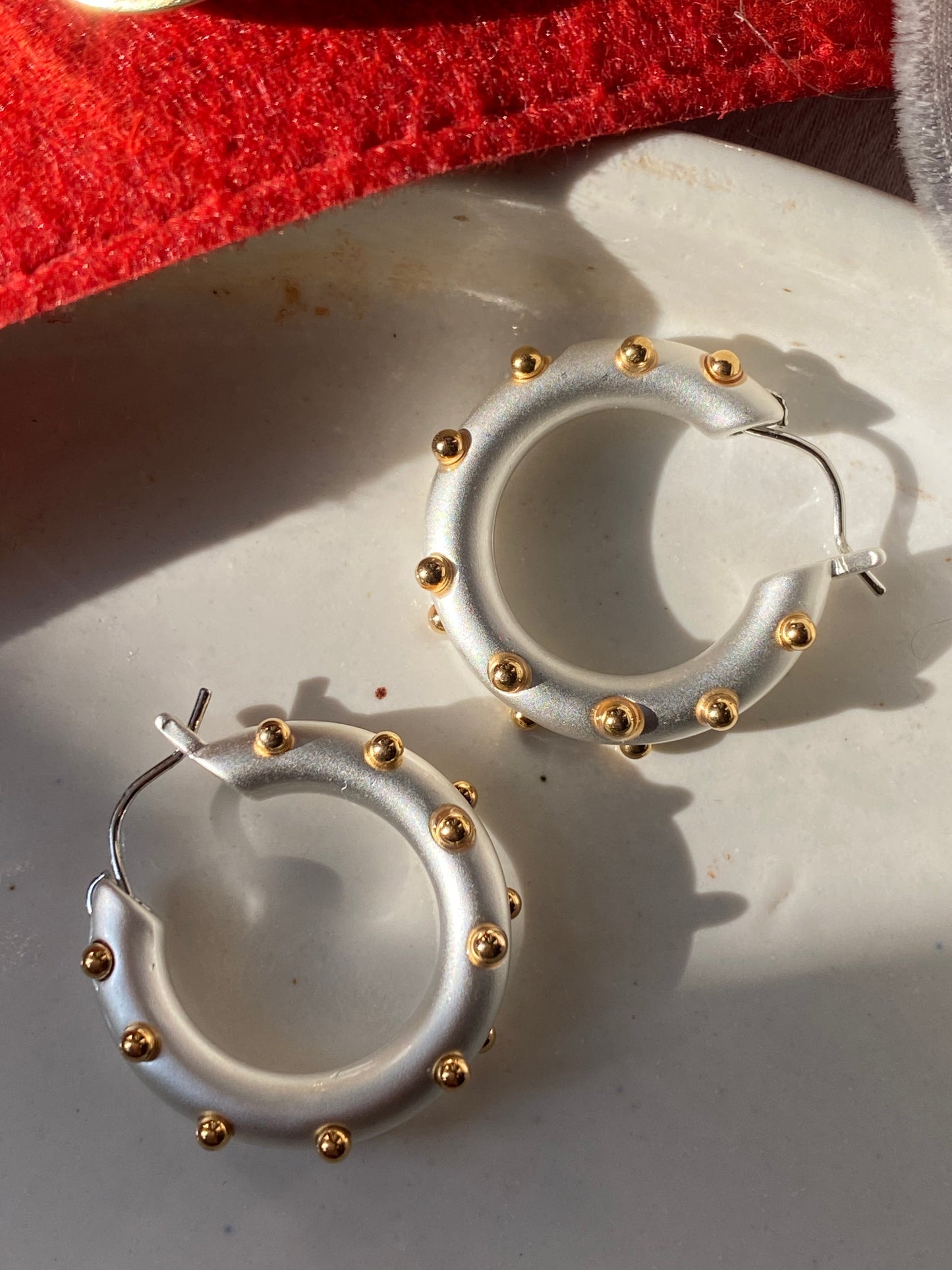 Lyca matte 3d hoops ( silver)